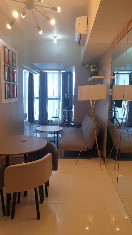 Uptown Parksuites Tower 1 Bgc Taguig Exterior foto